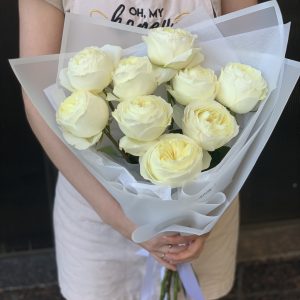 Букет белых роз